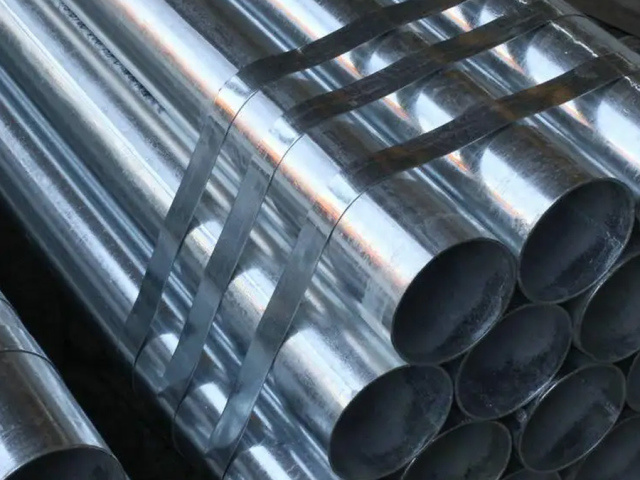 Welded pipe