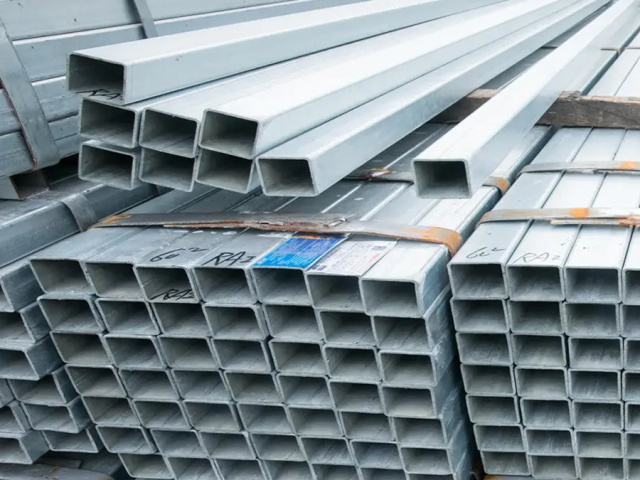 Galvanized steel pipe