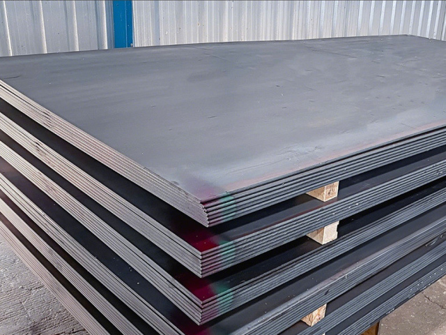 Hot rolled steel plate