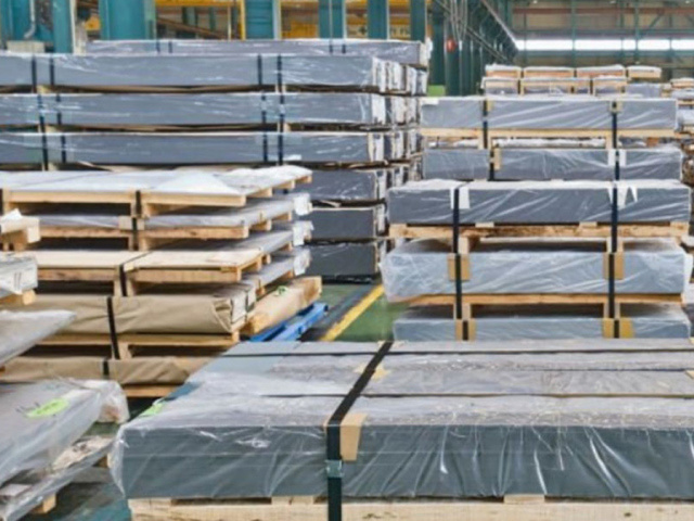 Hot rolled steel plate