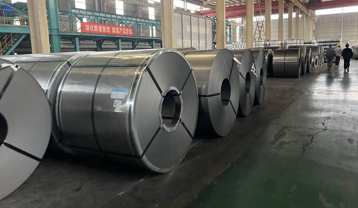 Hot Rolled vs Cold Rolled Steel: Key Differences Explained